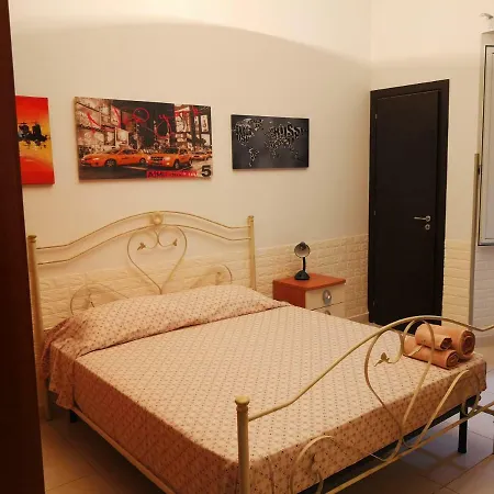 Centralcity ベッド・アンド・ブレックファスト 3*